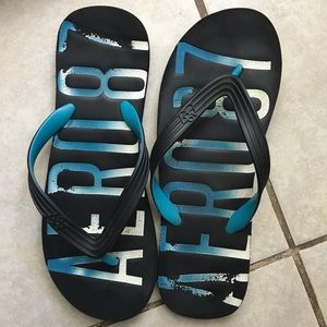 aeropostale mens aero stamped flip-flop